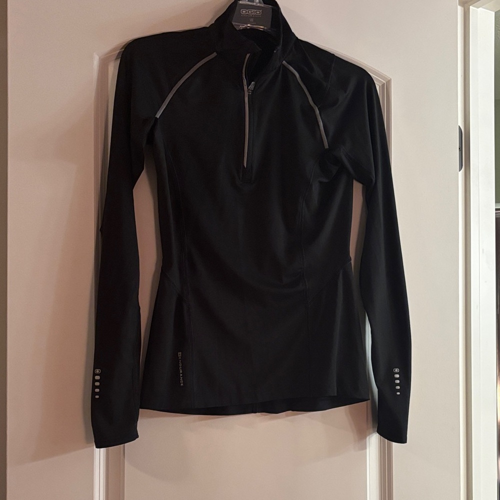 Women's Black Long Sleeve Performance Top XS